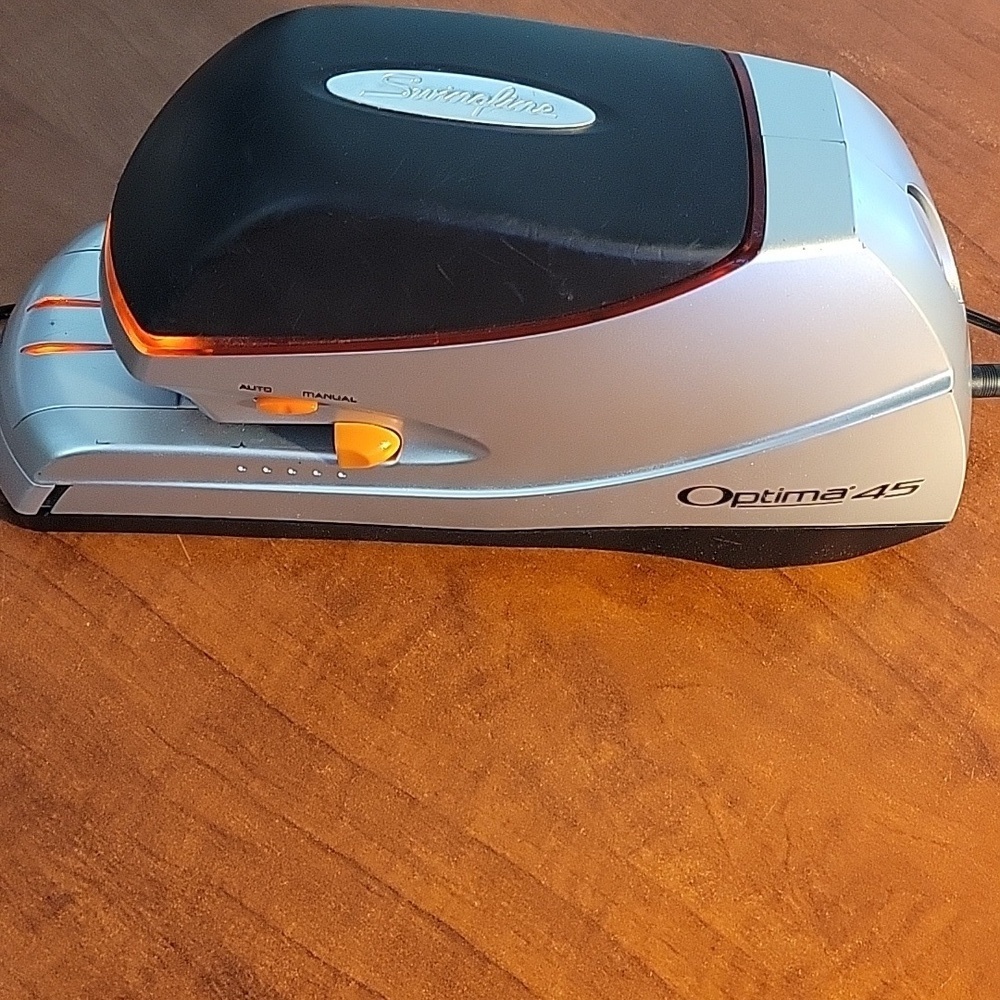 Electric Stapler - Picture 10 of 14